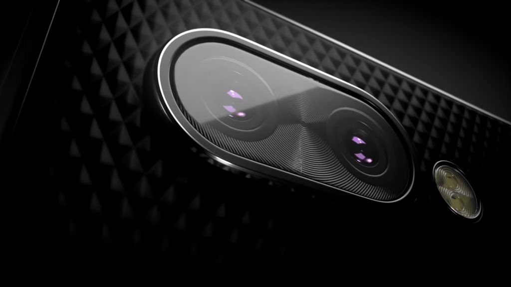 BlackBerry Key2 se prezinta cu camera duala si cu un buton misterios
