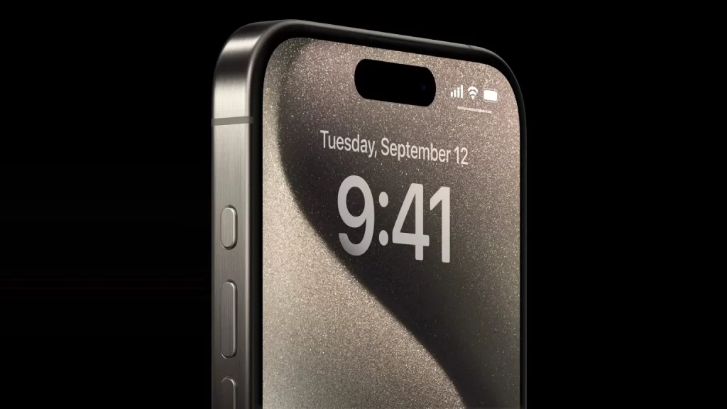 De ce iPhone 15 e mai palpitant decat 15 Pro