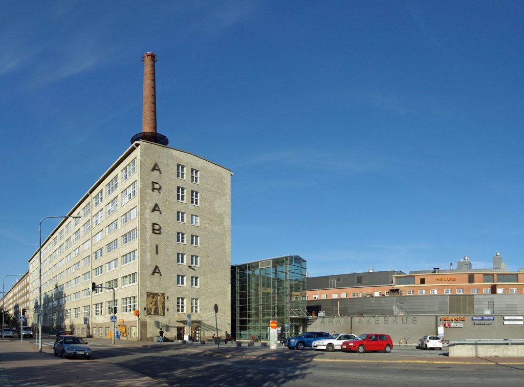 Universitatea care lucreaza la incarcare wireless a smartphone-urilor pe distante mari