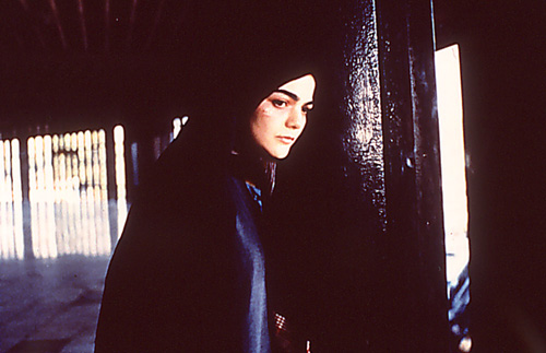 Opinie despre filmul iranian „The Circle” (2000) Opinie despre filmul iranian The Circle 2000