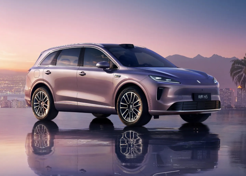 SUV-ul Huawei ieftin cu autonomie de până la 1359 de kilometri SUV-ul Huawei ieftin cu autonomie de până la 1359 de kilometri